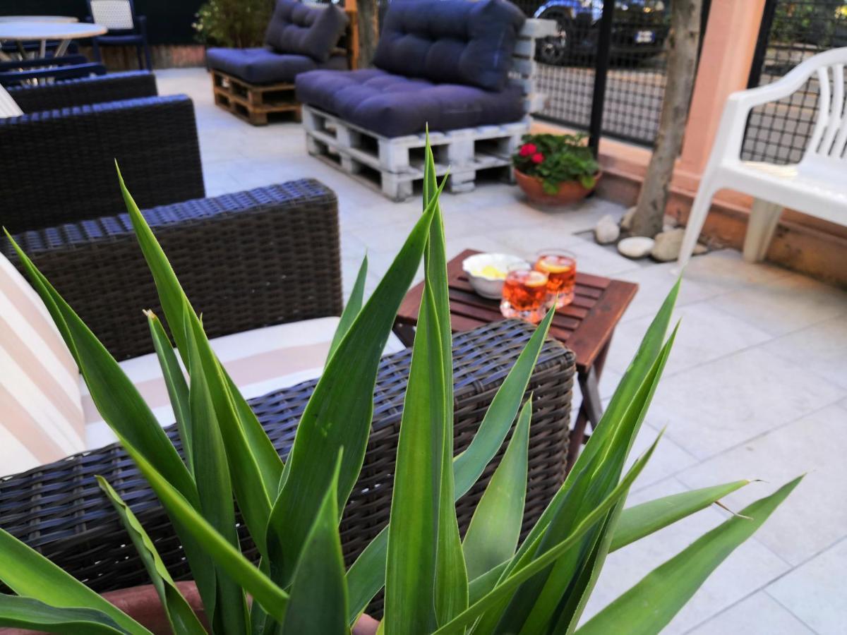 Hotel Iride Suite & Breakfast- Ideale Per Famiglie E Coppie Riccione Dış mekan fotoğraf