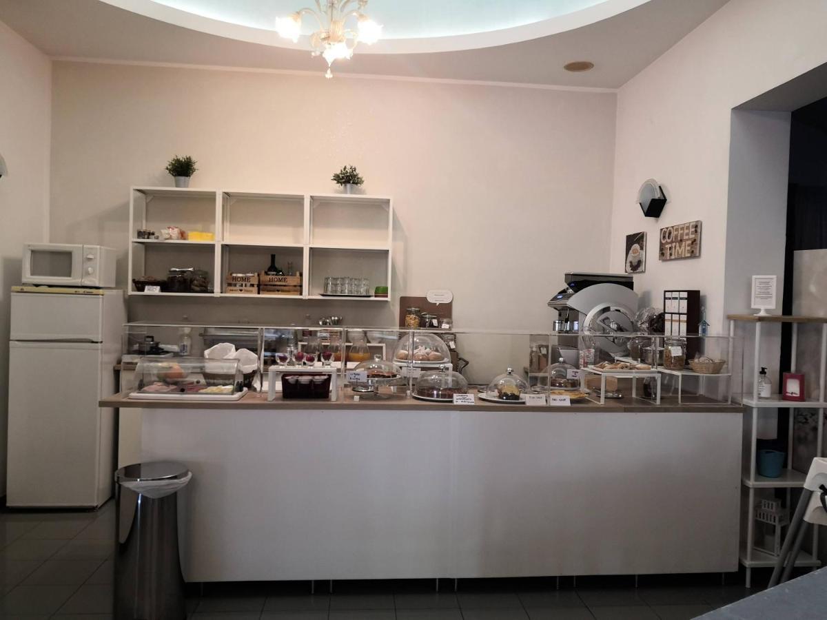 Hotel Iride Suite & Breakfast- Ideale Per Famiglie E Coppie Riccione Dış mekan fotoğraf