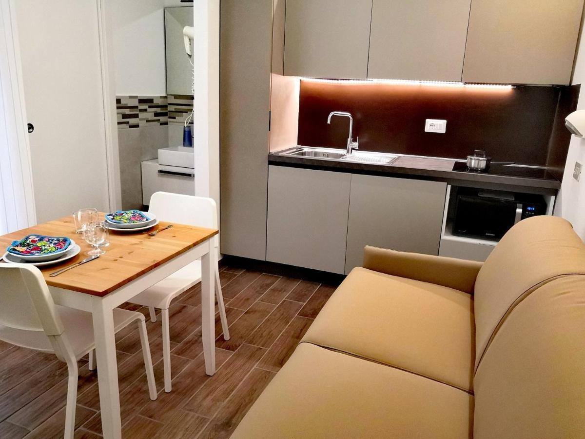 Hotel Iride Suite & Breakfast- Ideale Per Famiglie E Coppie Riccione Dış mekan fotoğraf