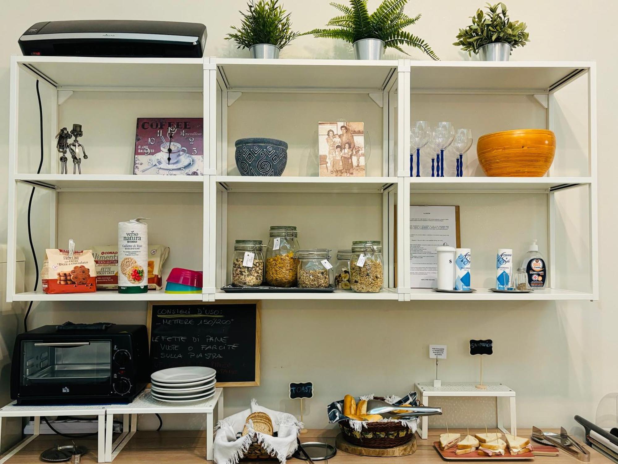 Hotel Iride Suite & Breakfast- Ideale Per Famiglie E Coppie Riccione Dış mekan fotoğraf