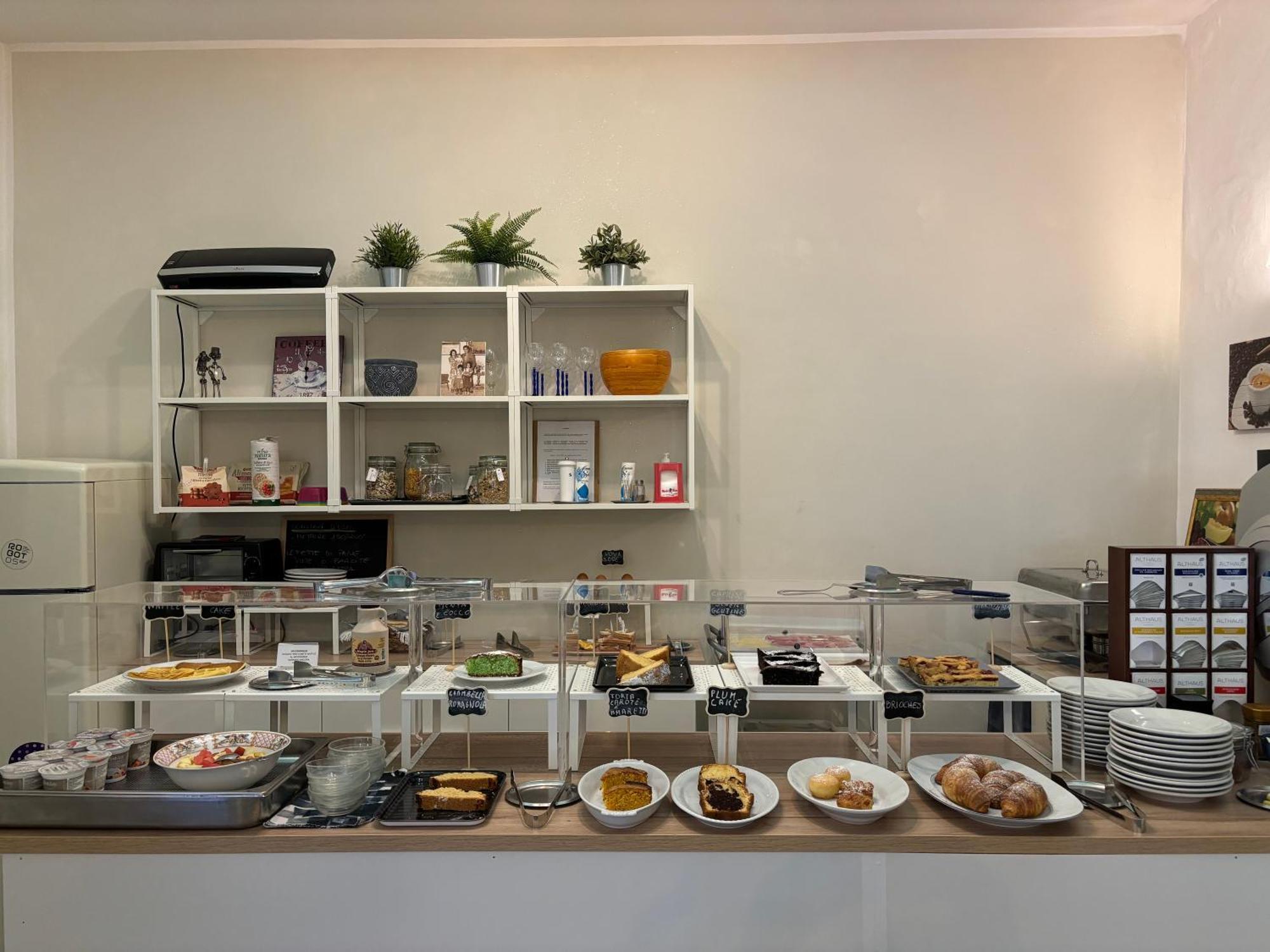 Hotel Iride Suite & Breakfast- Ideale Per Famiglie E Coppie Riccione Dış mekan fotoğraf